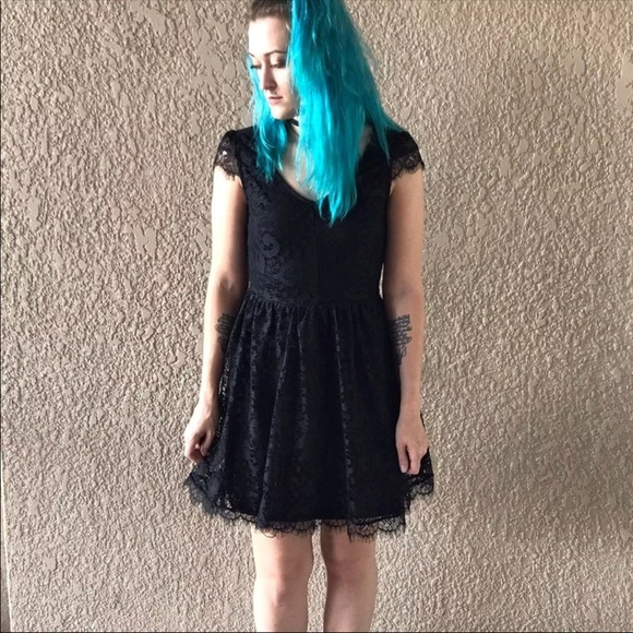 Black Lace Dress - Picture 2 of 4